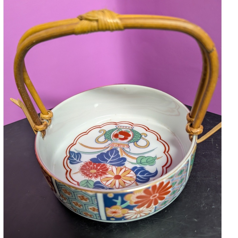 VTG Arita Fine China Imari Floral Bowl w/Bamboo Handle 5.75" Candy Dish Japan